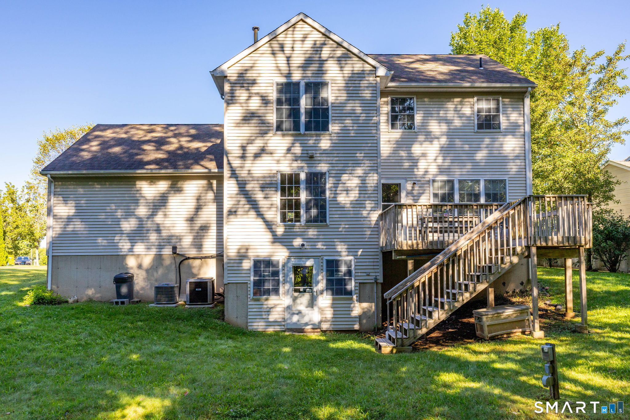 124 Cynrose Place photo 32