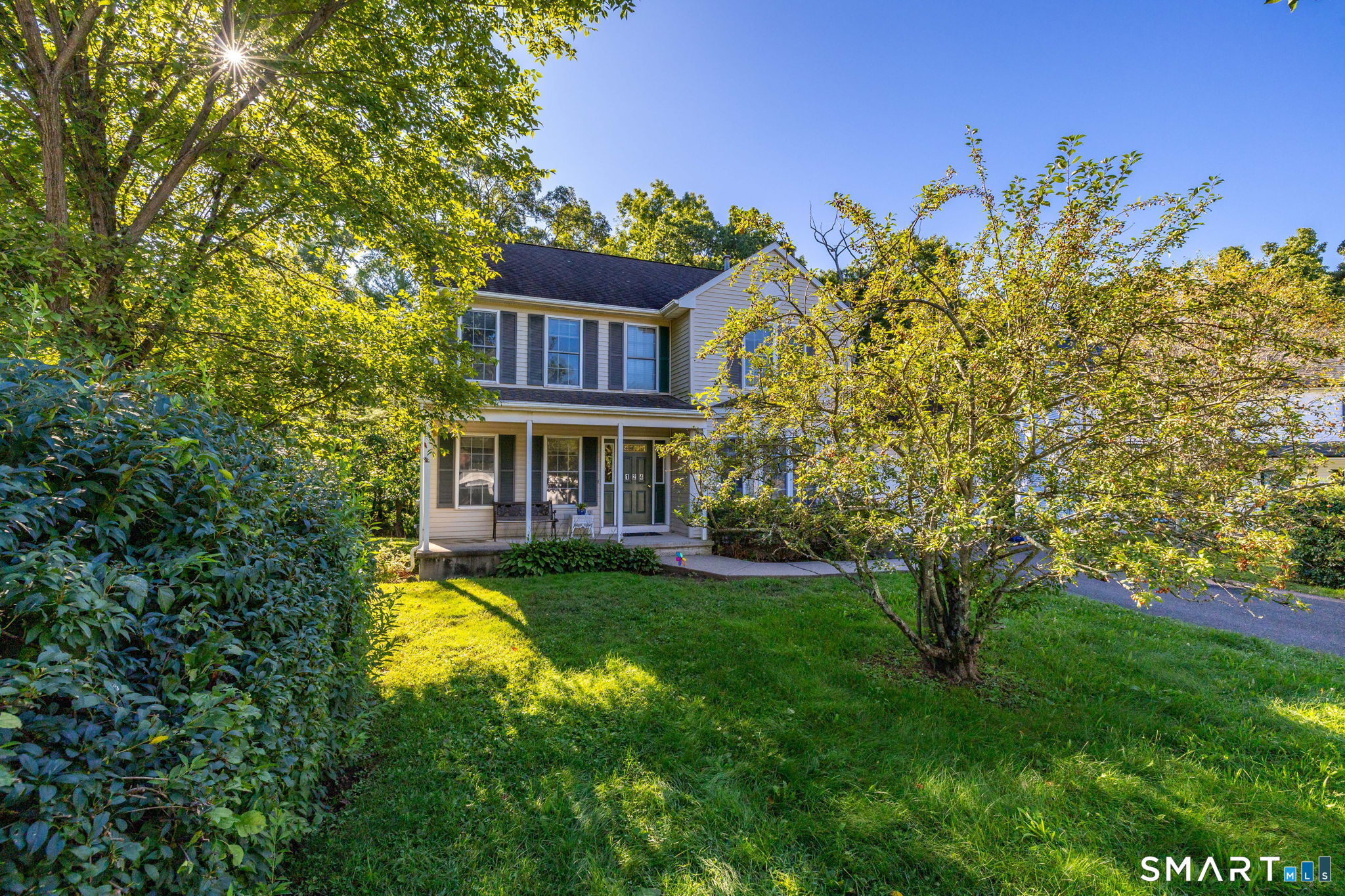 124 Cynrose Place photo 35