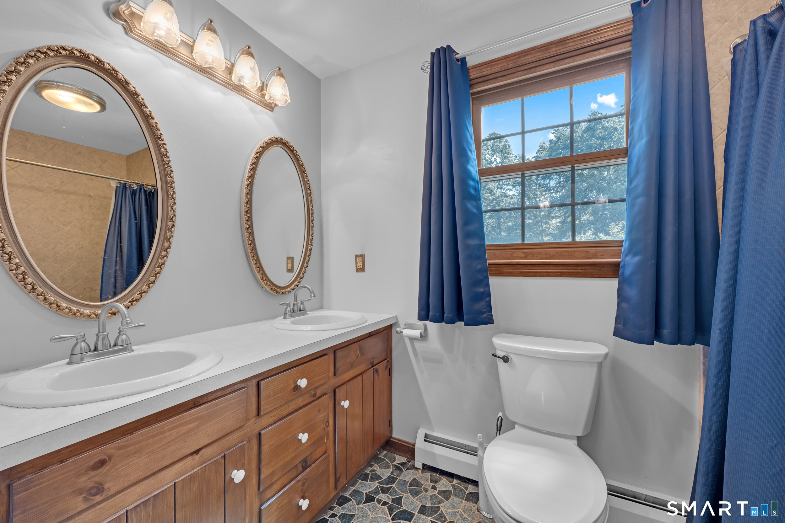 551 Tolland Stage Road photo 34