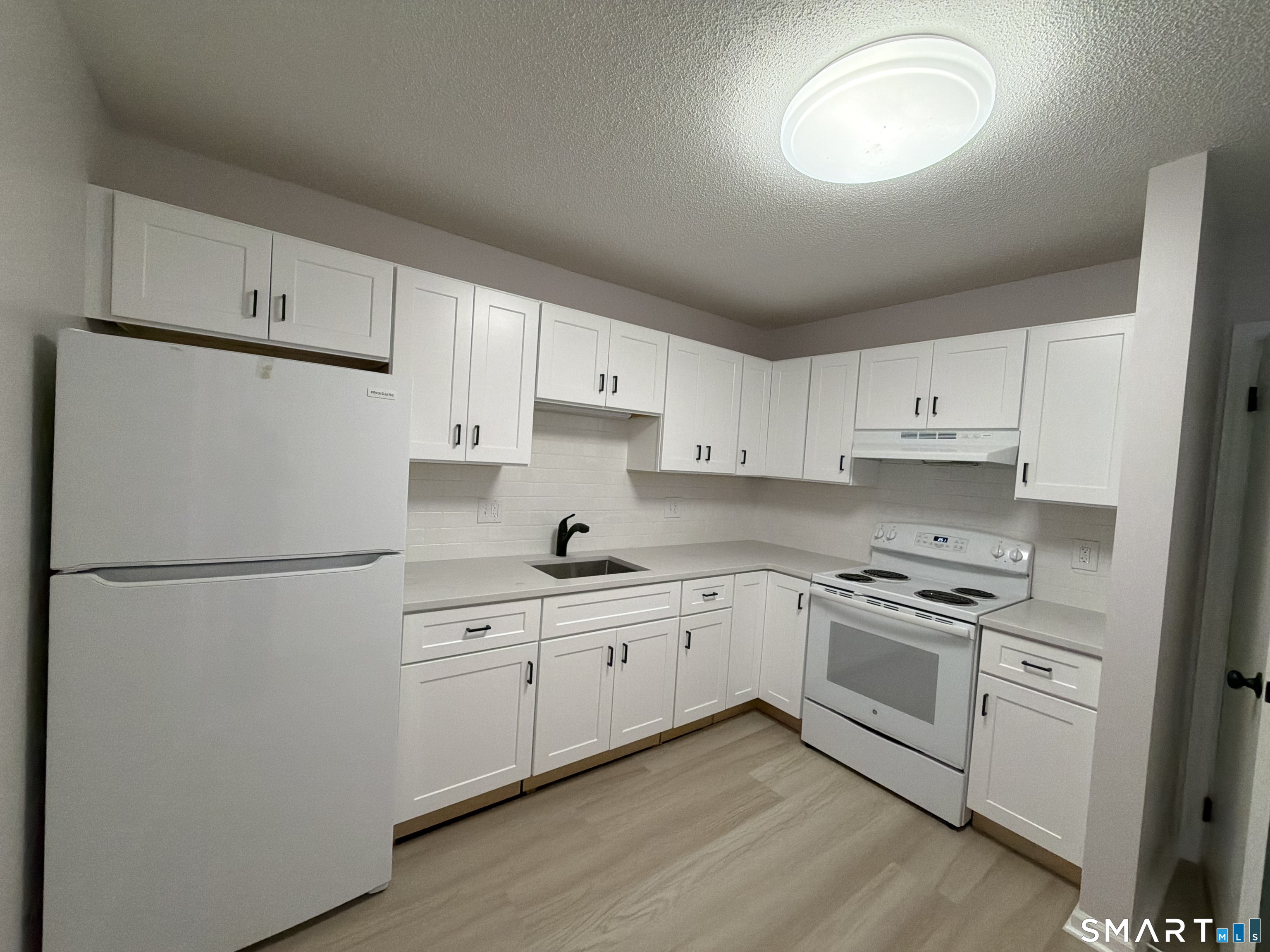 310 Booth Street Unit #M photo 6