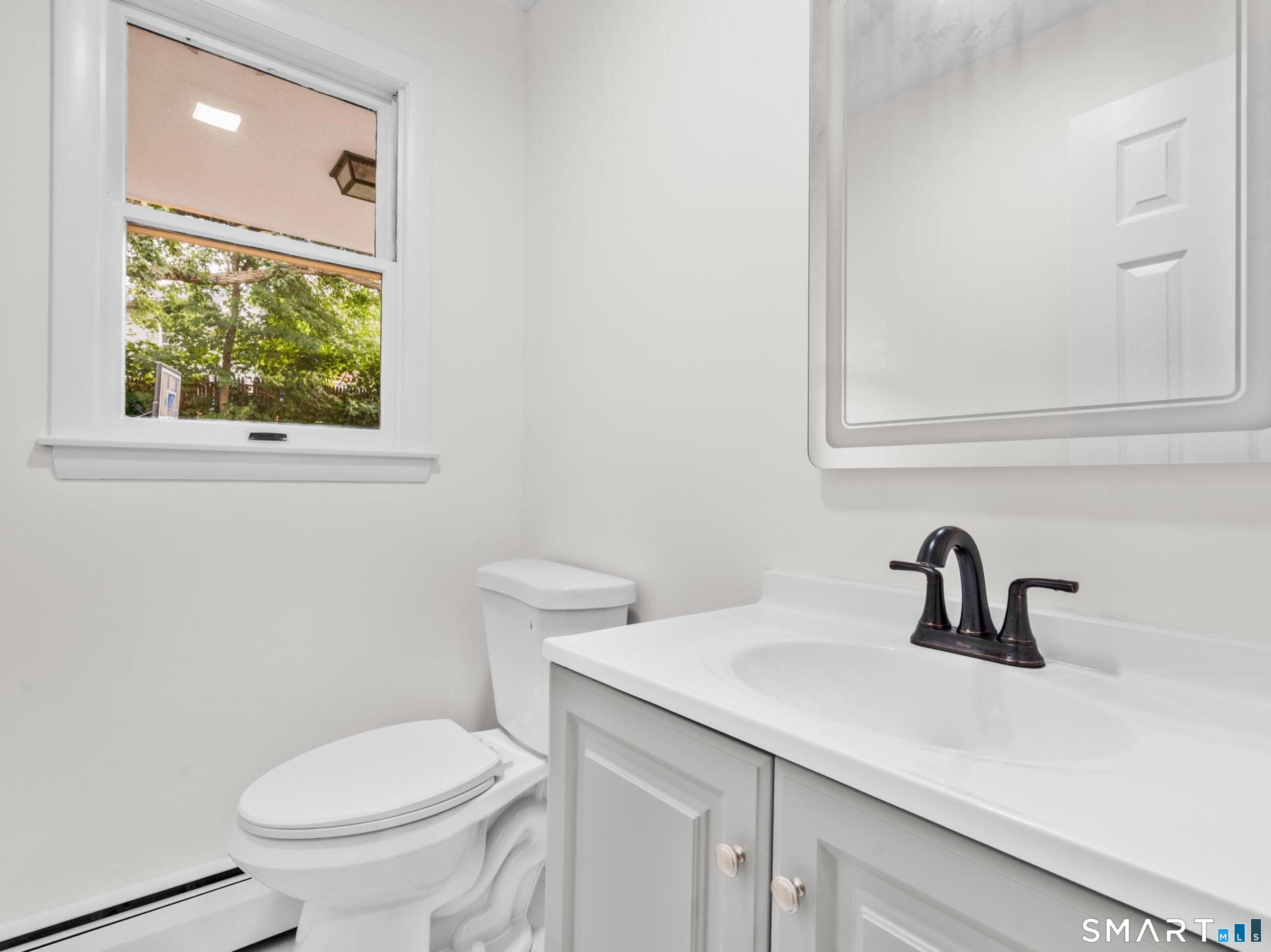341 Lounsbury Street photo 18
