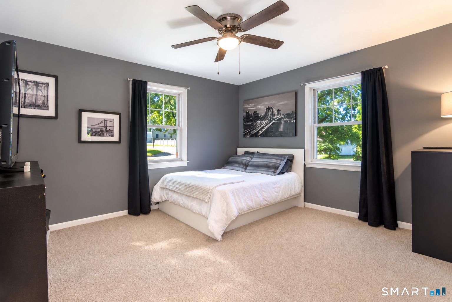 220 Castle Drive photo 10