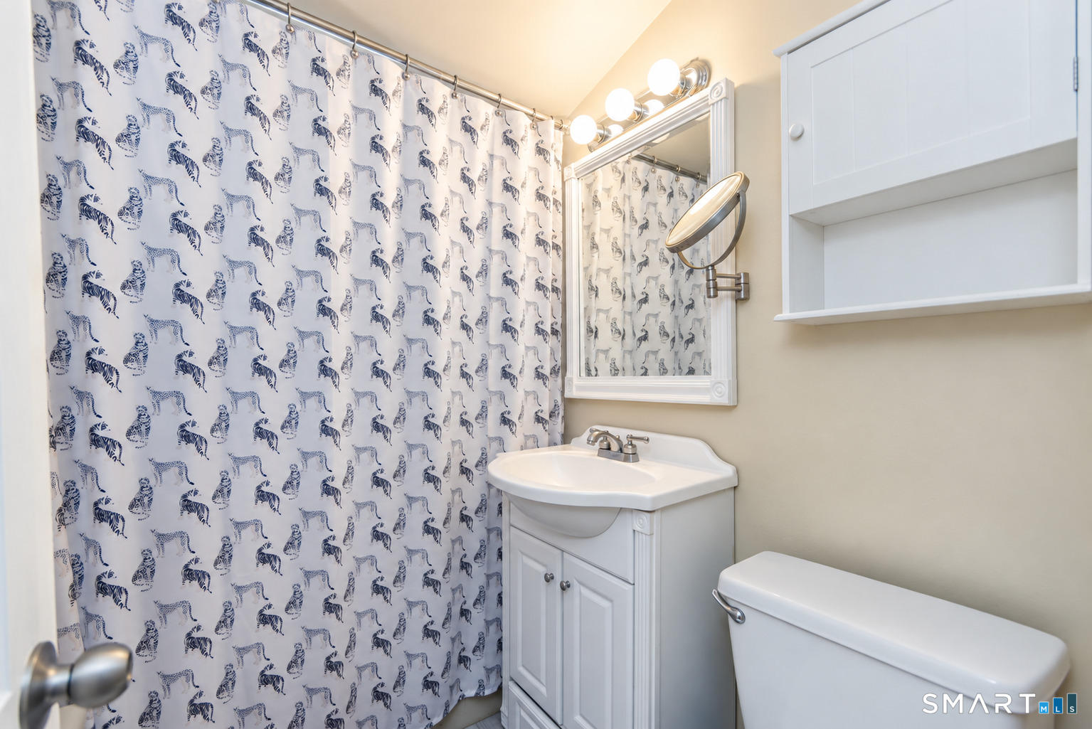 220 Castle Drive photo 14