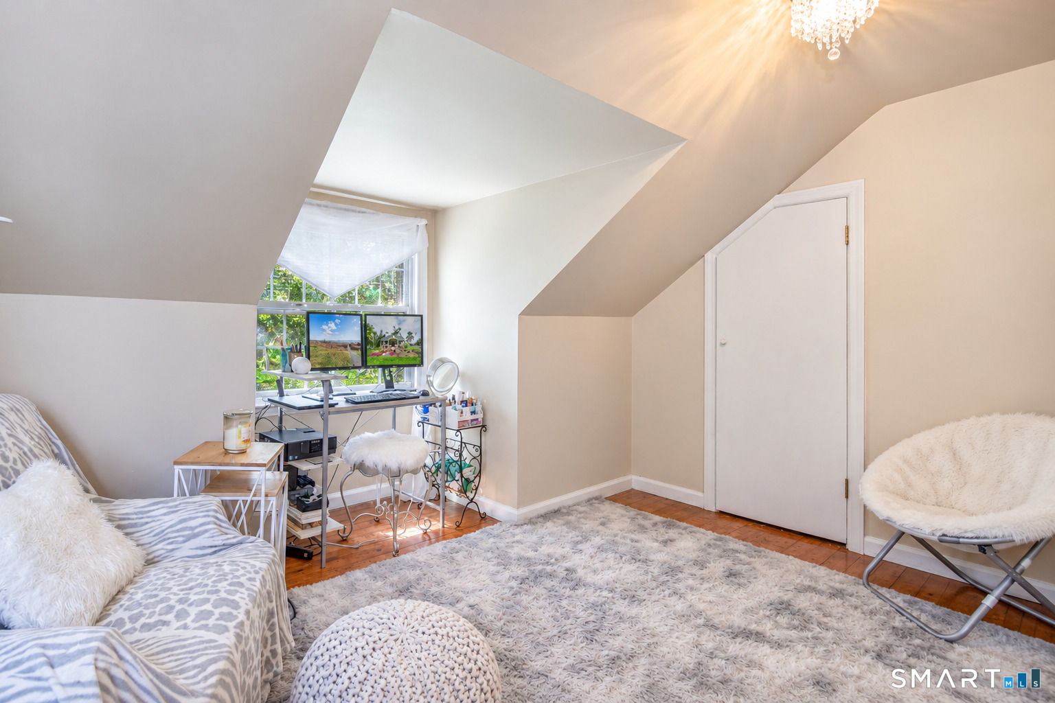 220 Castle Drive photo 15