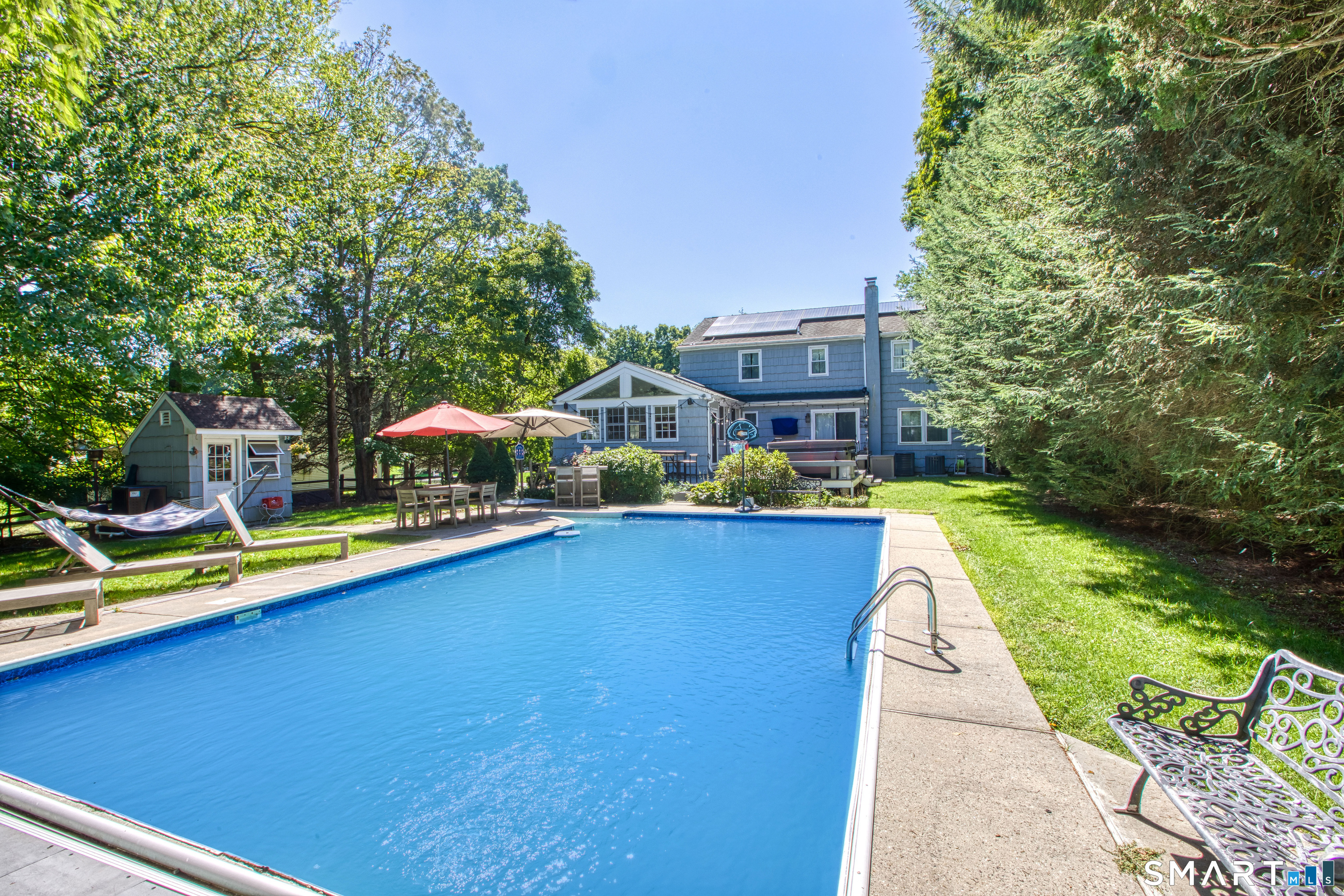 34 Regency Drive, Norwalk, Connecticut photo 2