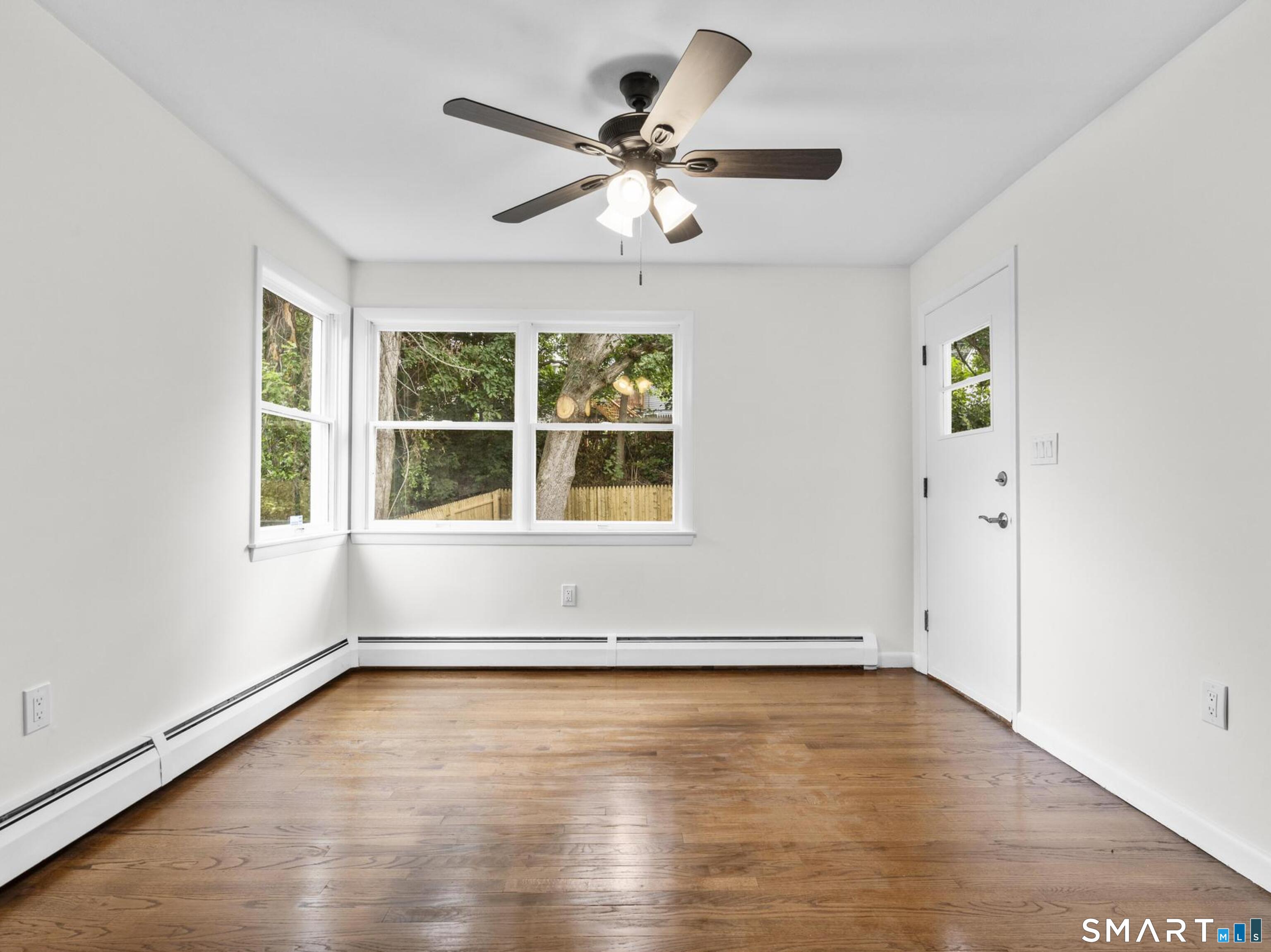 341 Lounsbury Street photo 28