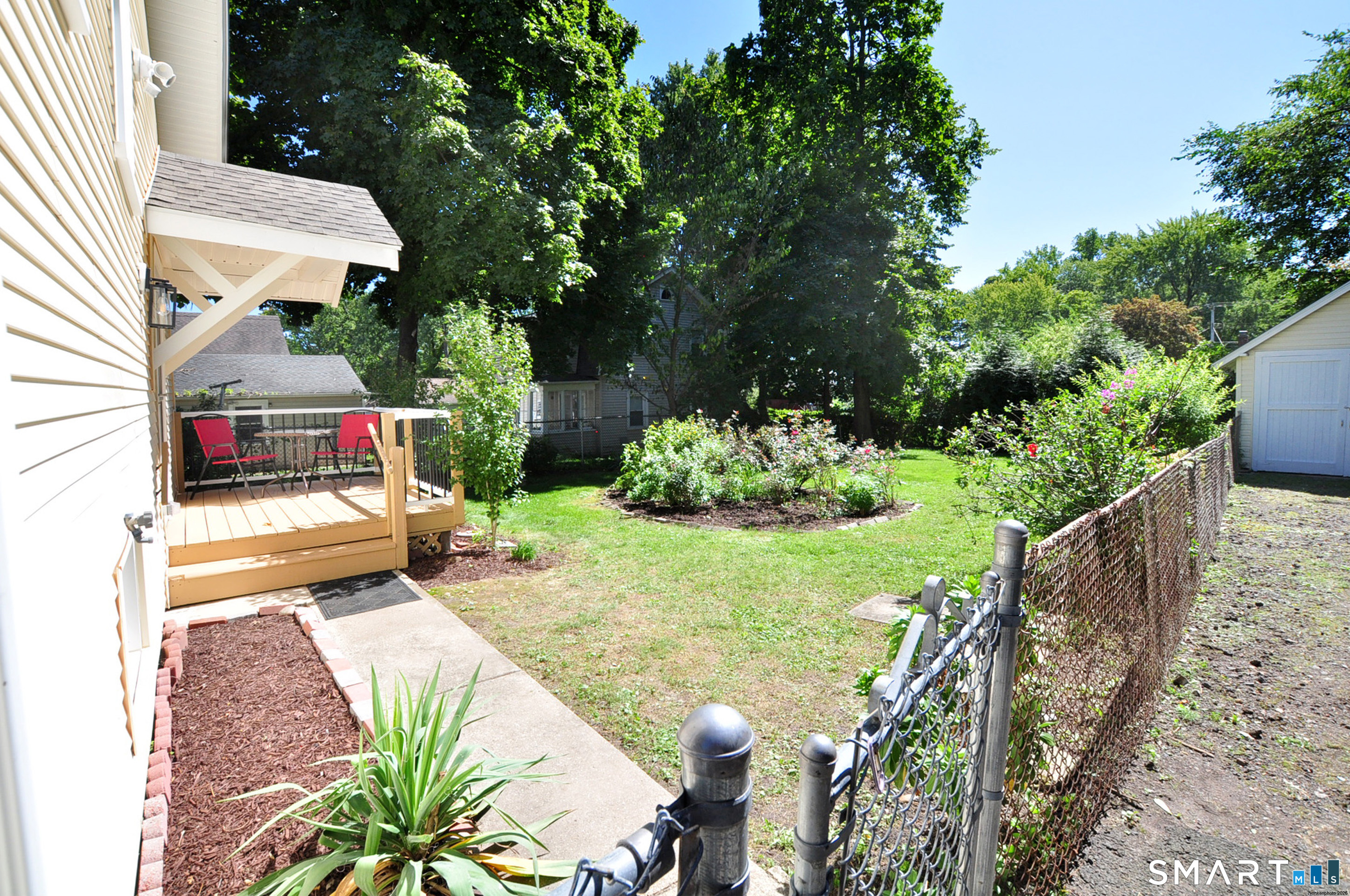 26 Highland Avenue photo 32