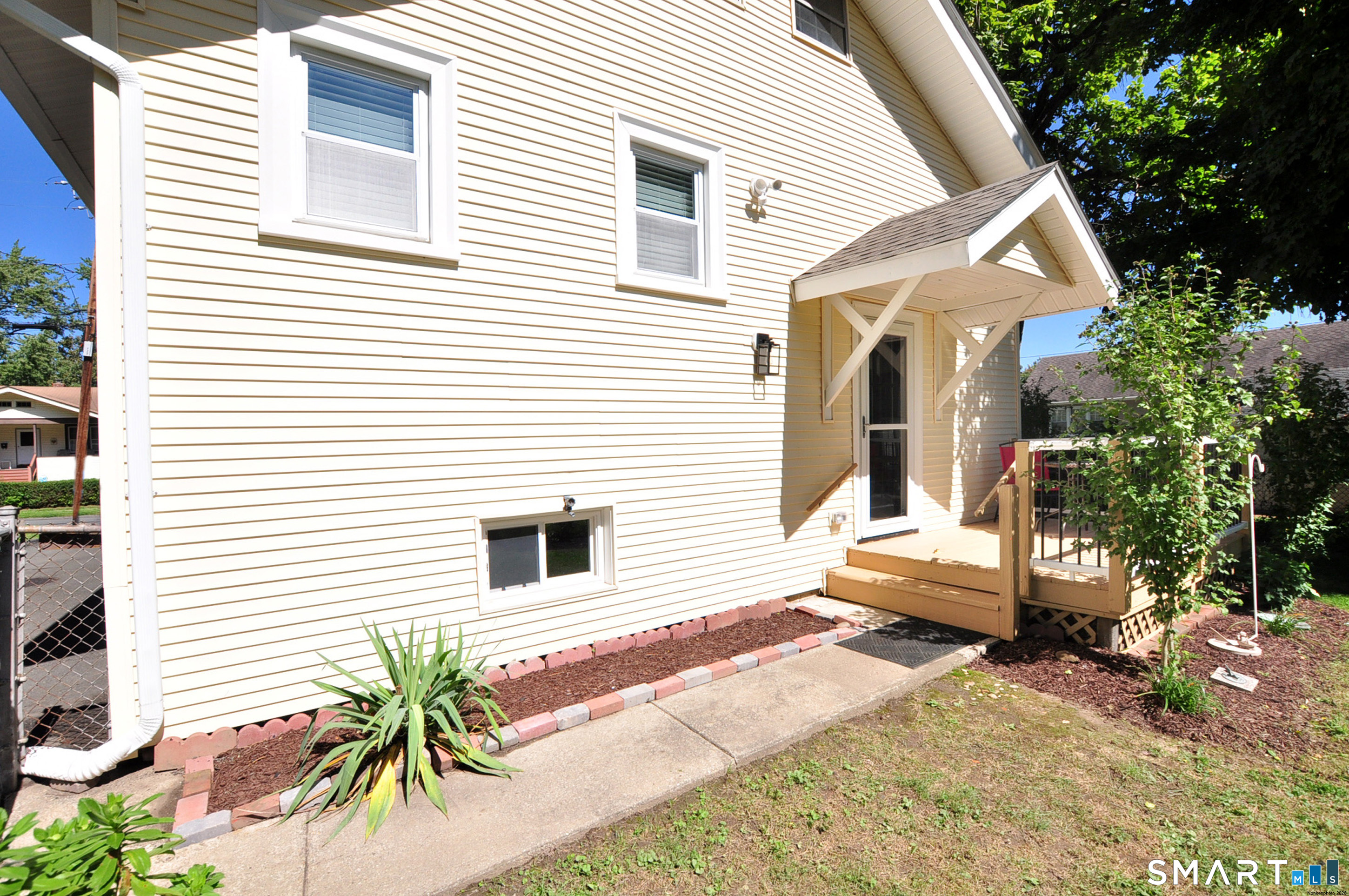 26 Highland Avenue photo 31