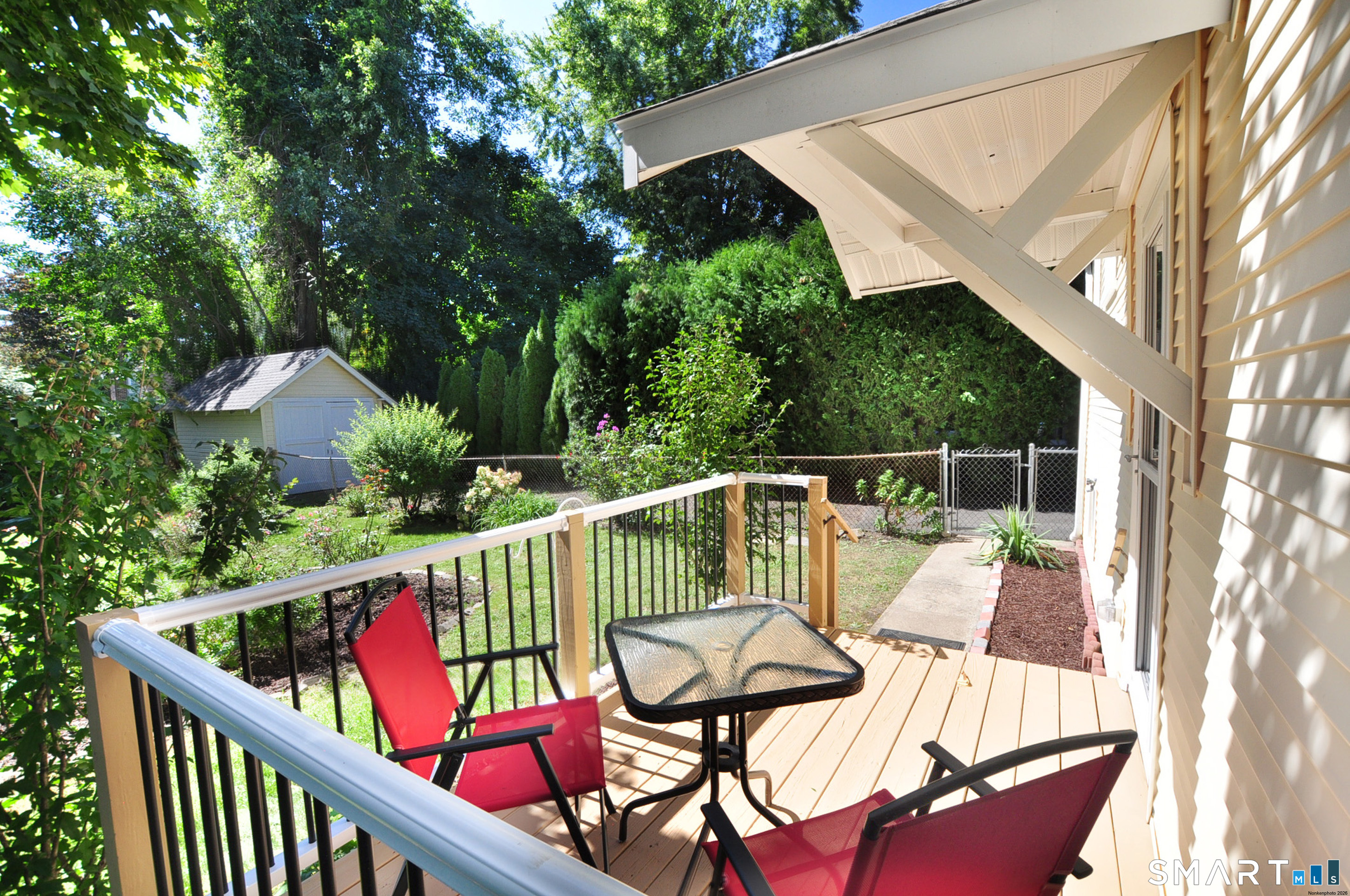 26 Highland Avenue photo 33