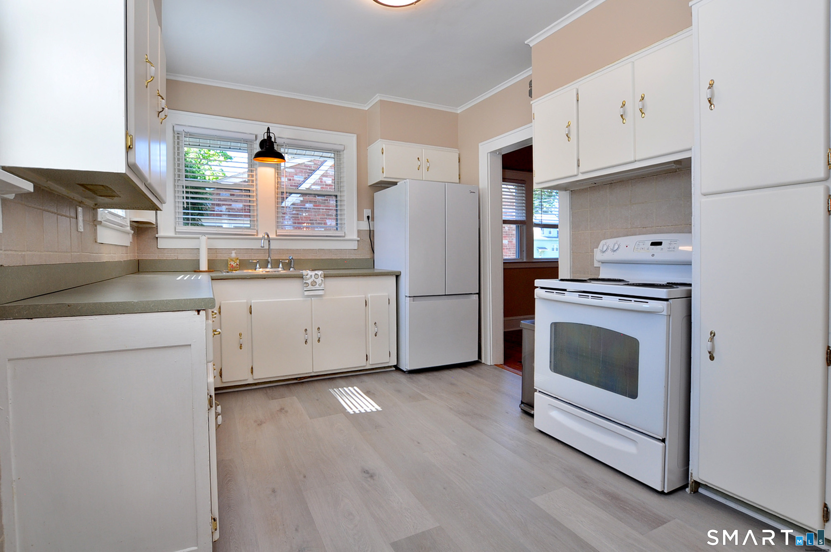 26 Highland Avenue photo 21