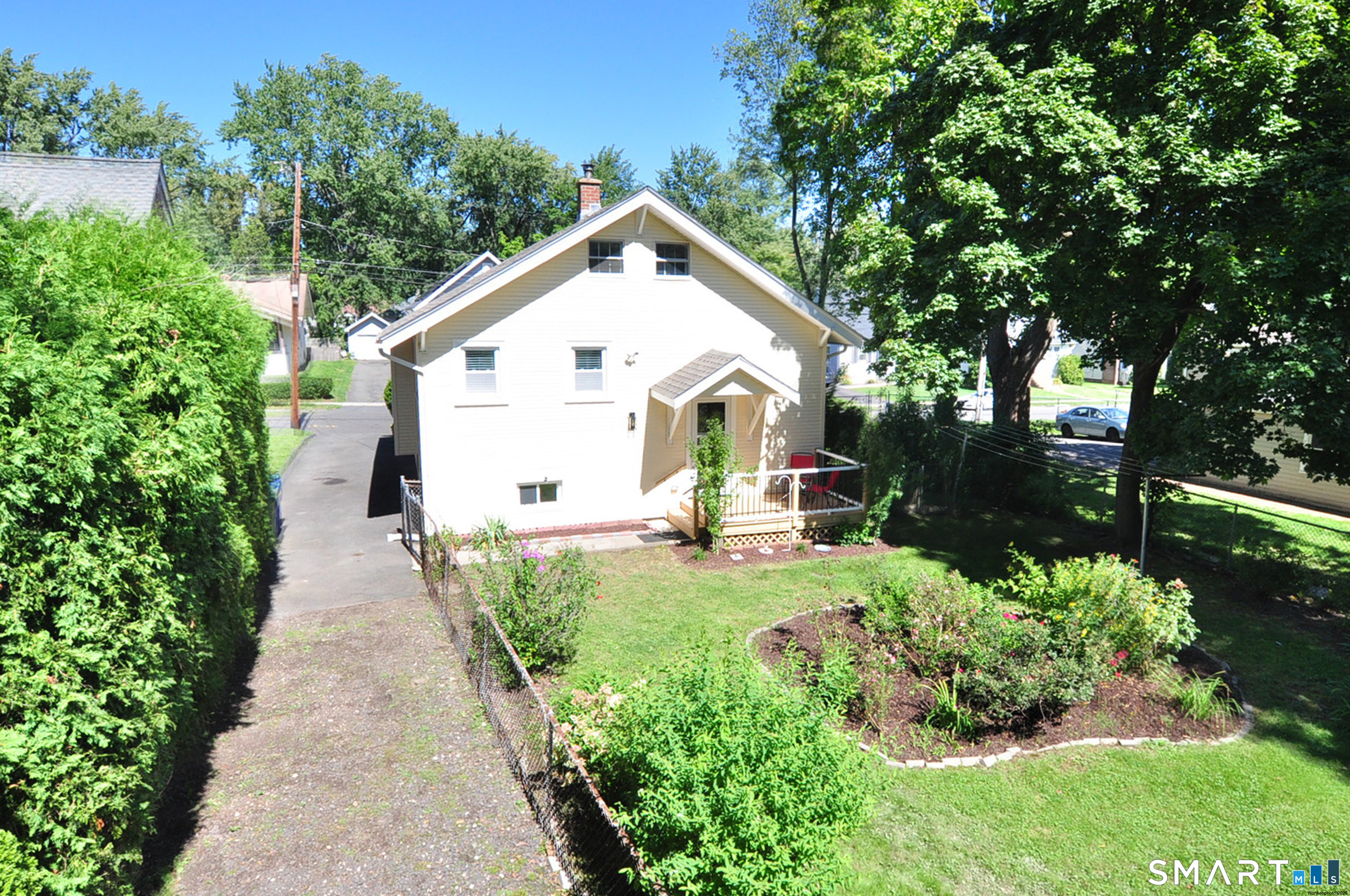 26 Highland Avenue photo 35
