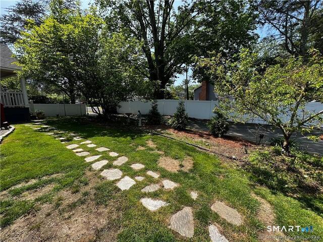 150 Maple Street photo 20