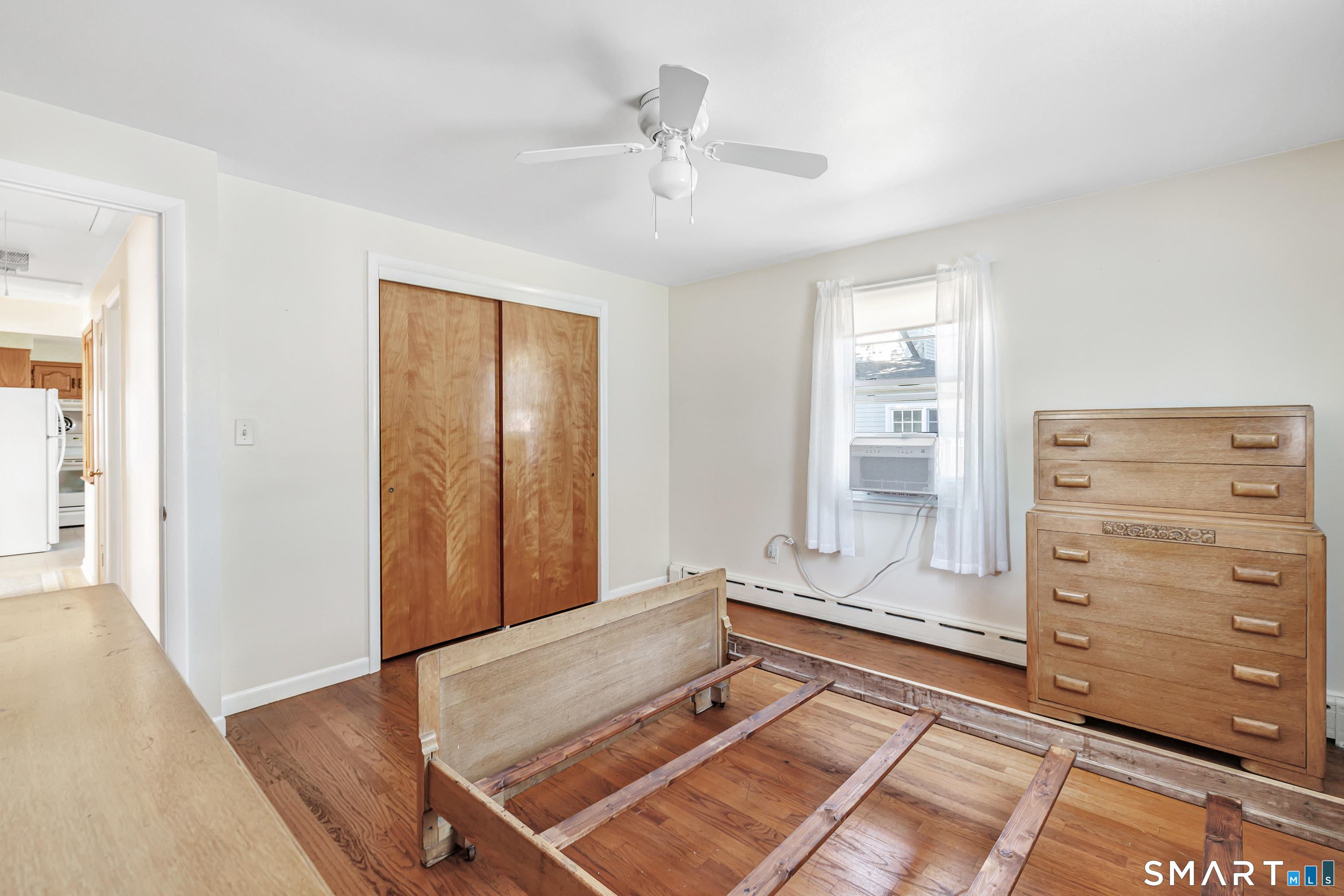 90 Elliott Street photo 18