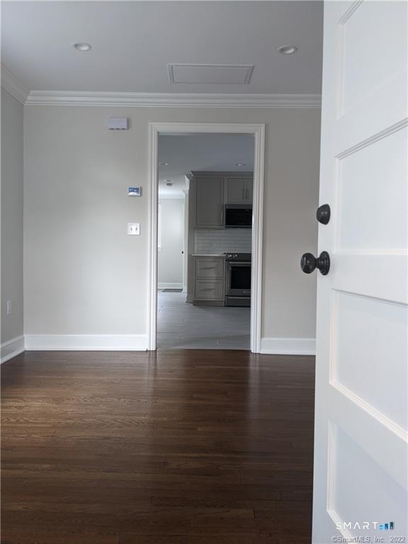 19 Cove Avenue Unit #1st Fl photo 5