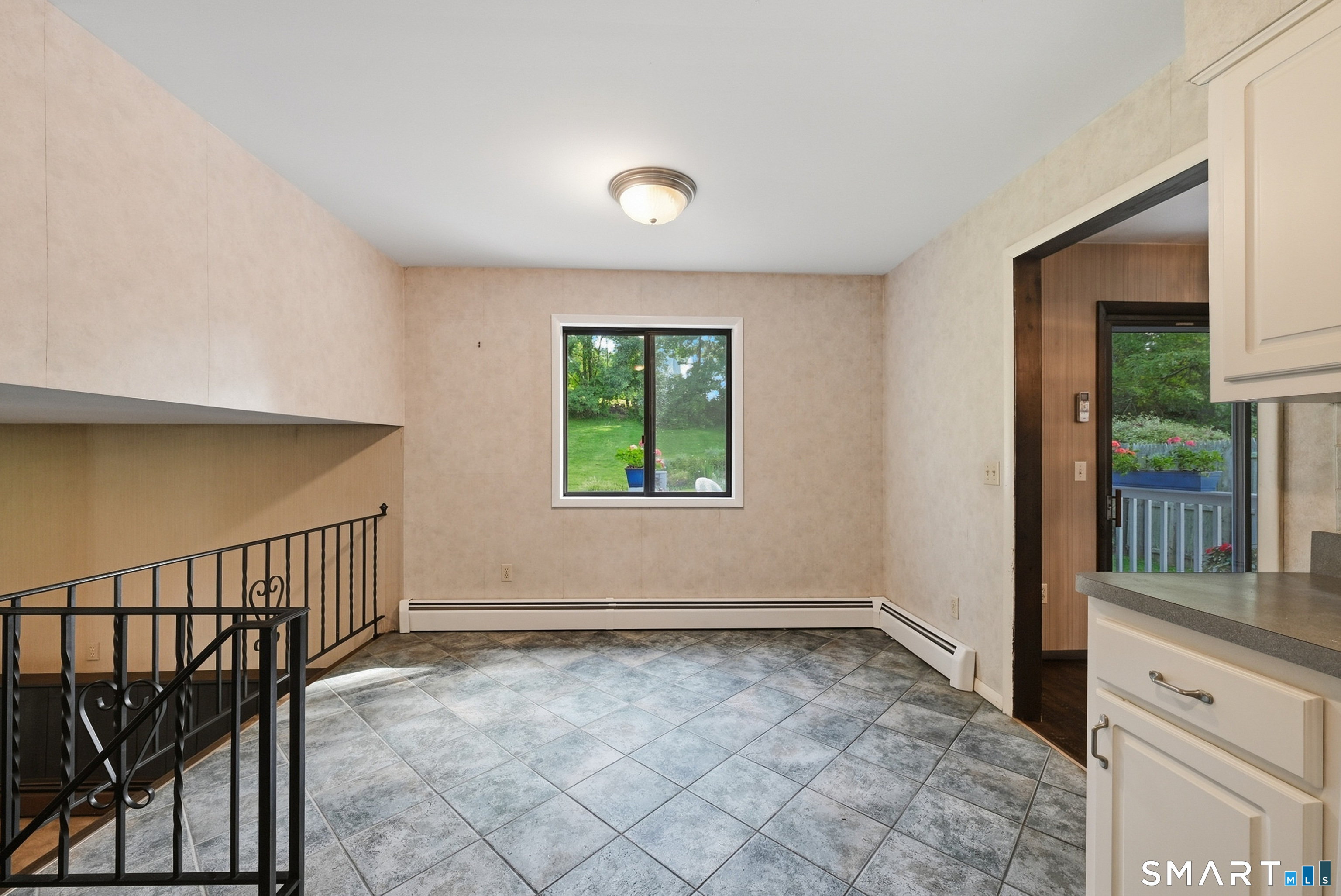 3 Mayflower Drive photo 10
