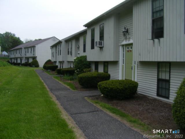 18 Aspetuck Village Unit #18 photo 2