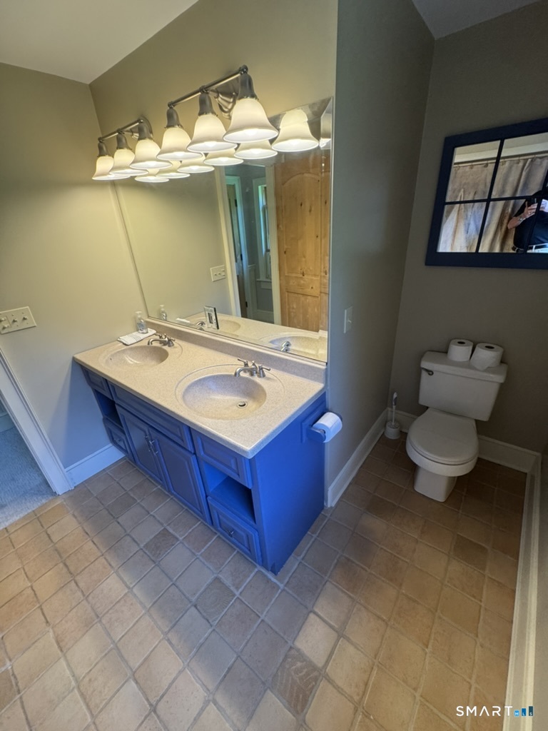 28 Deep Hollow Road photo 15