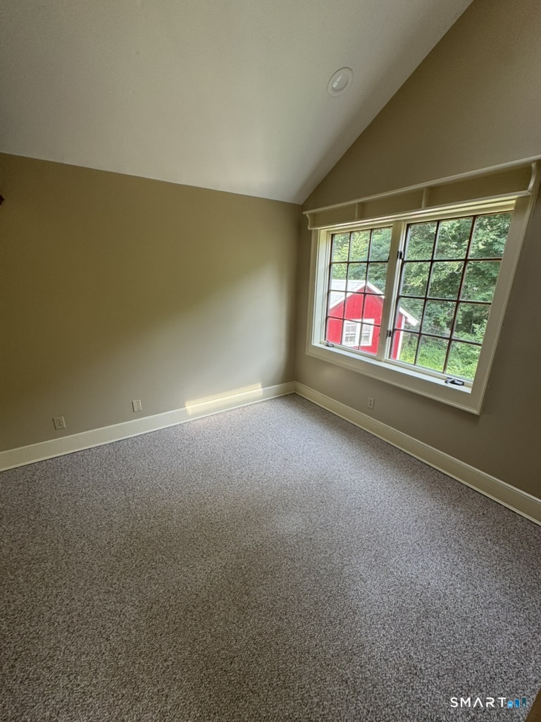 28 Deep Hollow Road photo 21