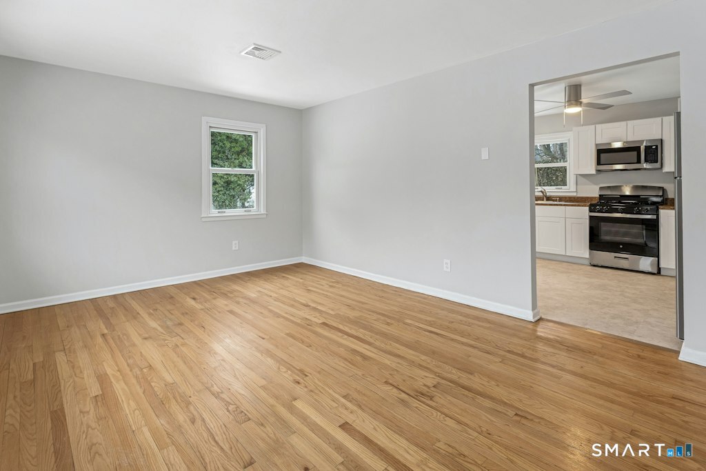 85 Burwood Avenue photo 24