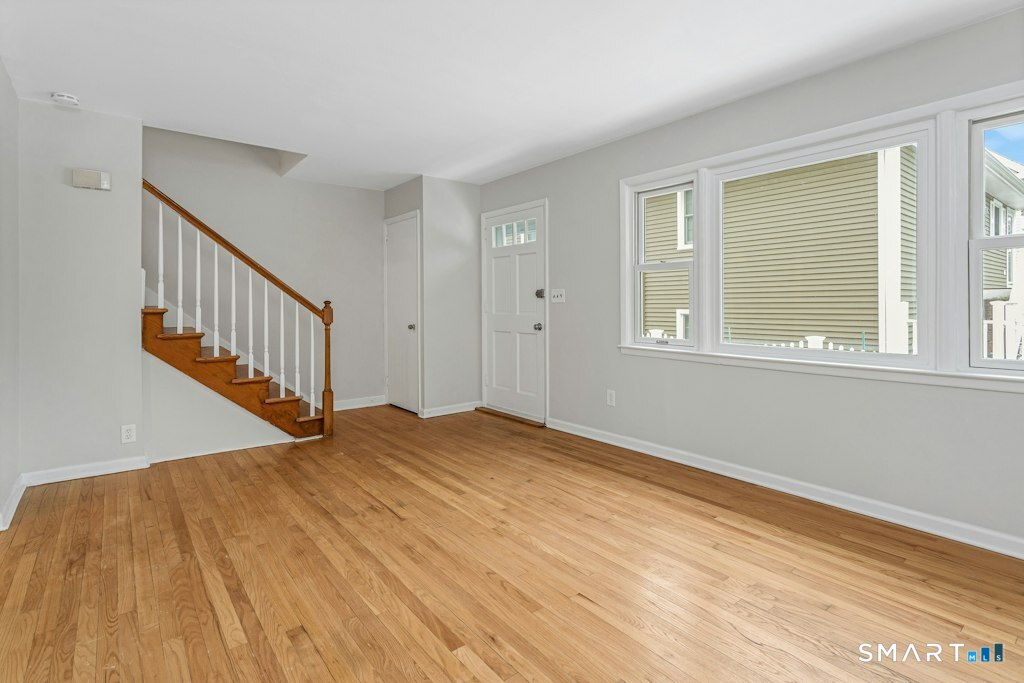 85 Burwood Avenue photo 25