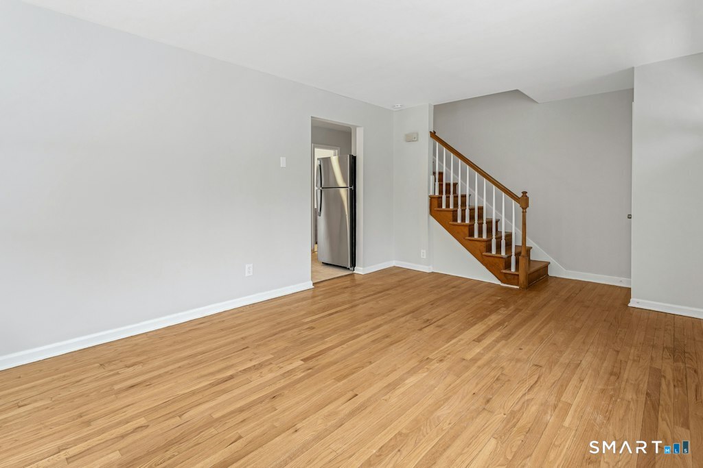 85 Burwood Avenue photo 26