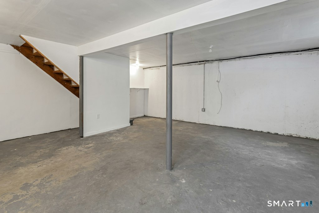 85 Burwood Avenue photo 37