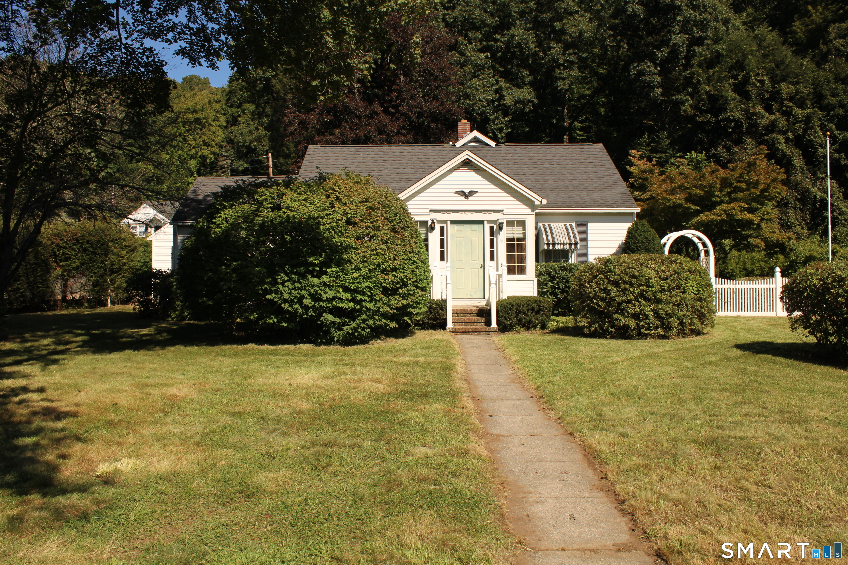 70 Woodside Avenue