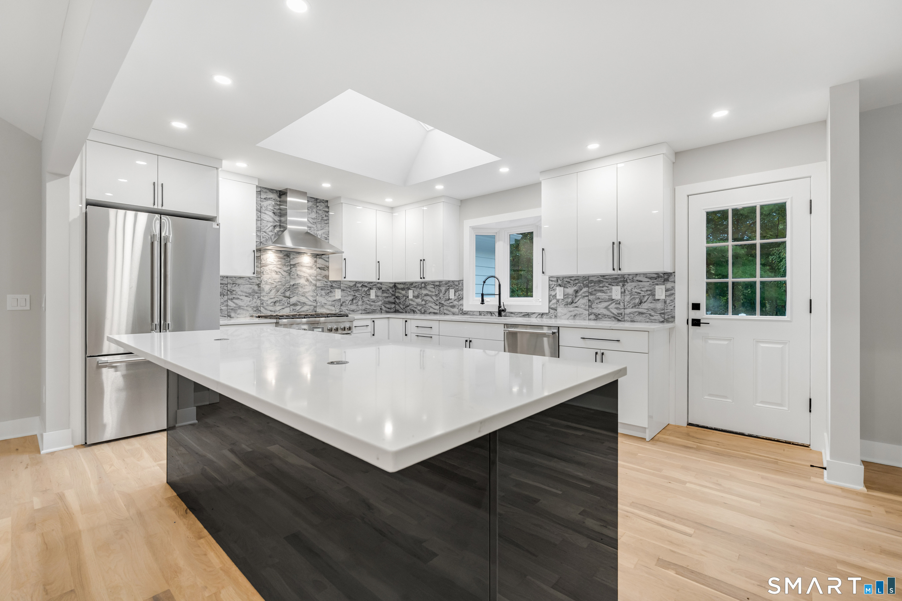 1 Greenlea Lane photo 10