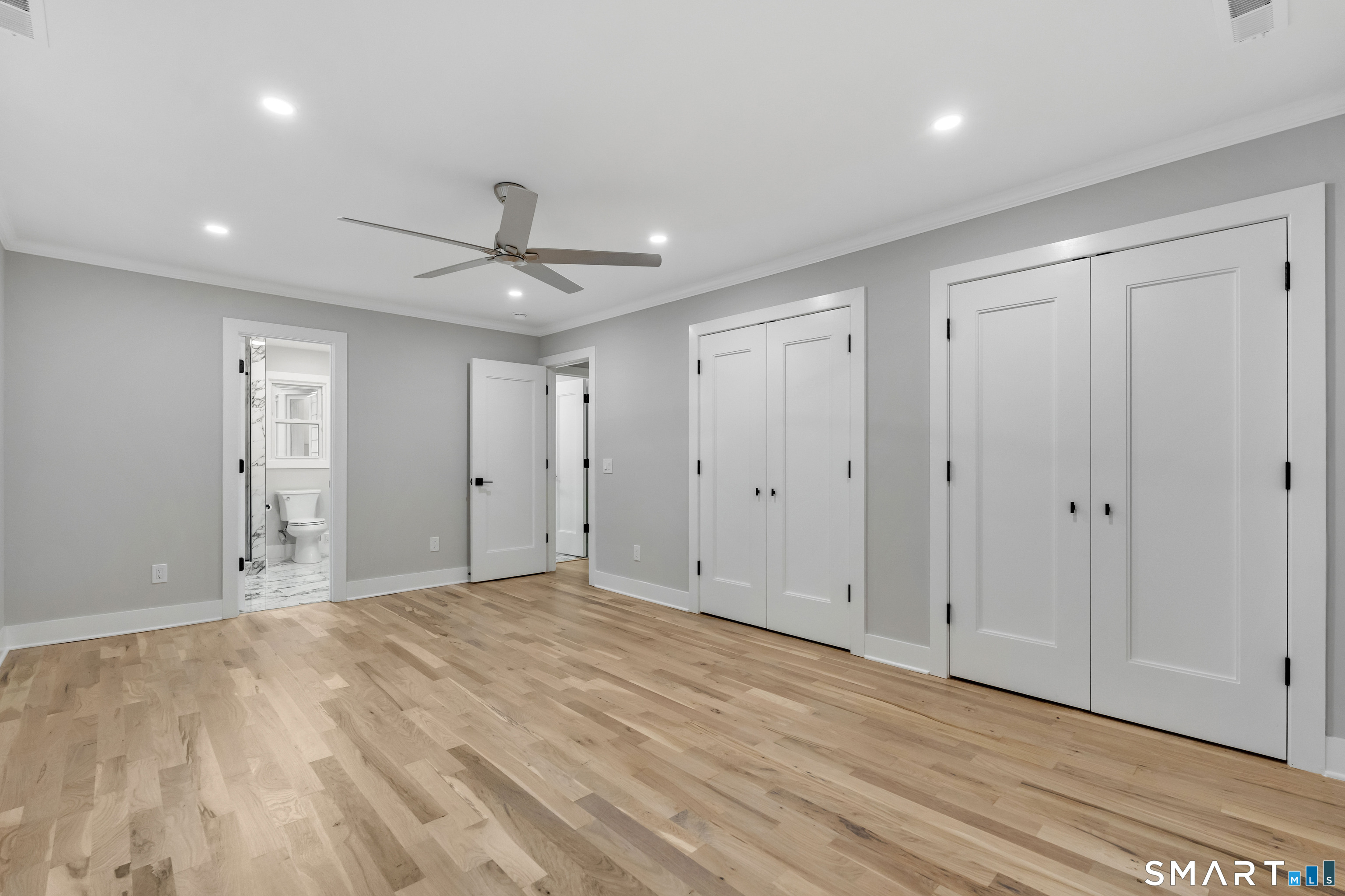 1 Greenlea Lane photo 22