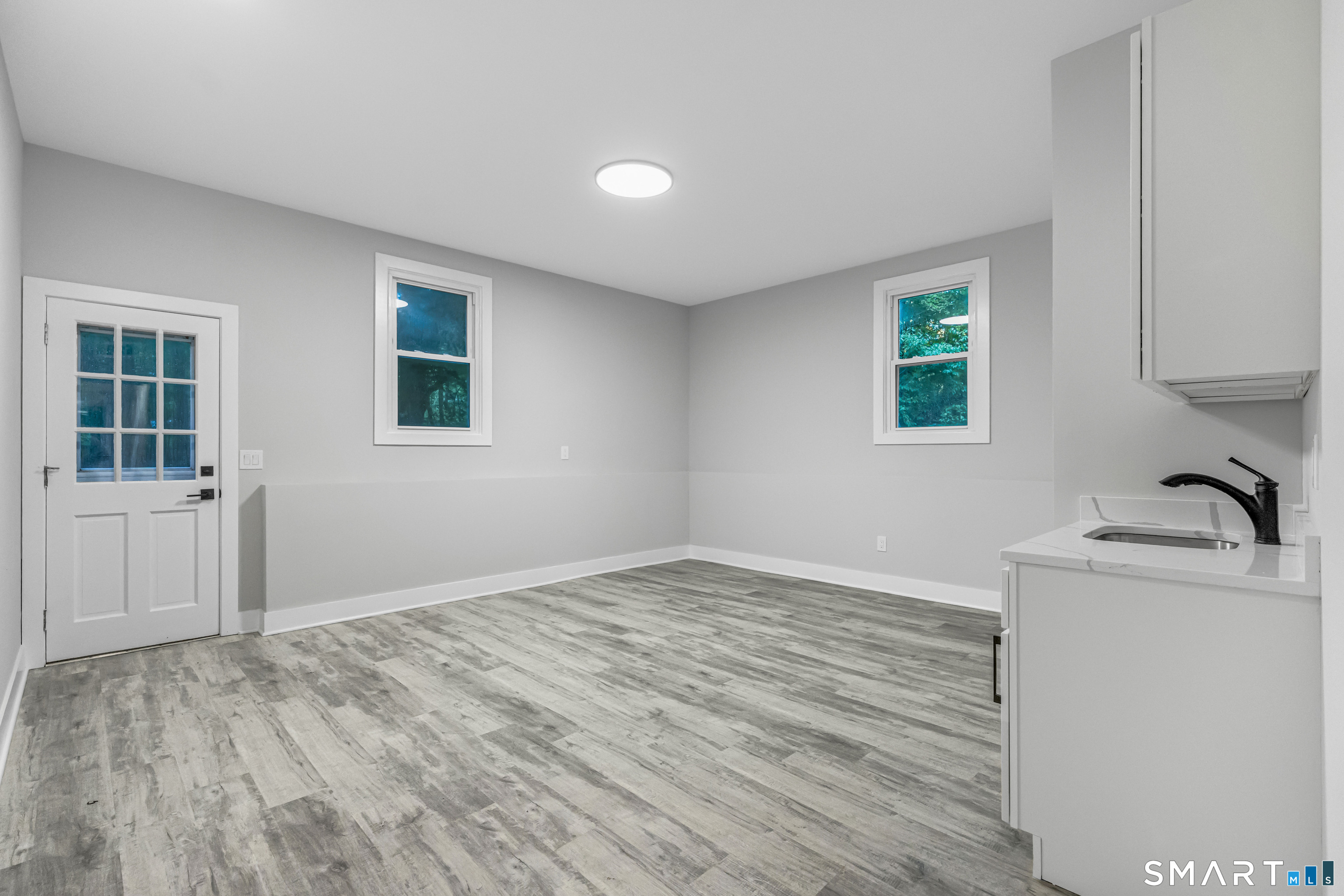 1 Greenlea Lane photo 33