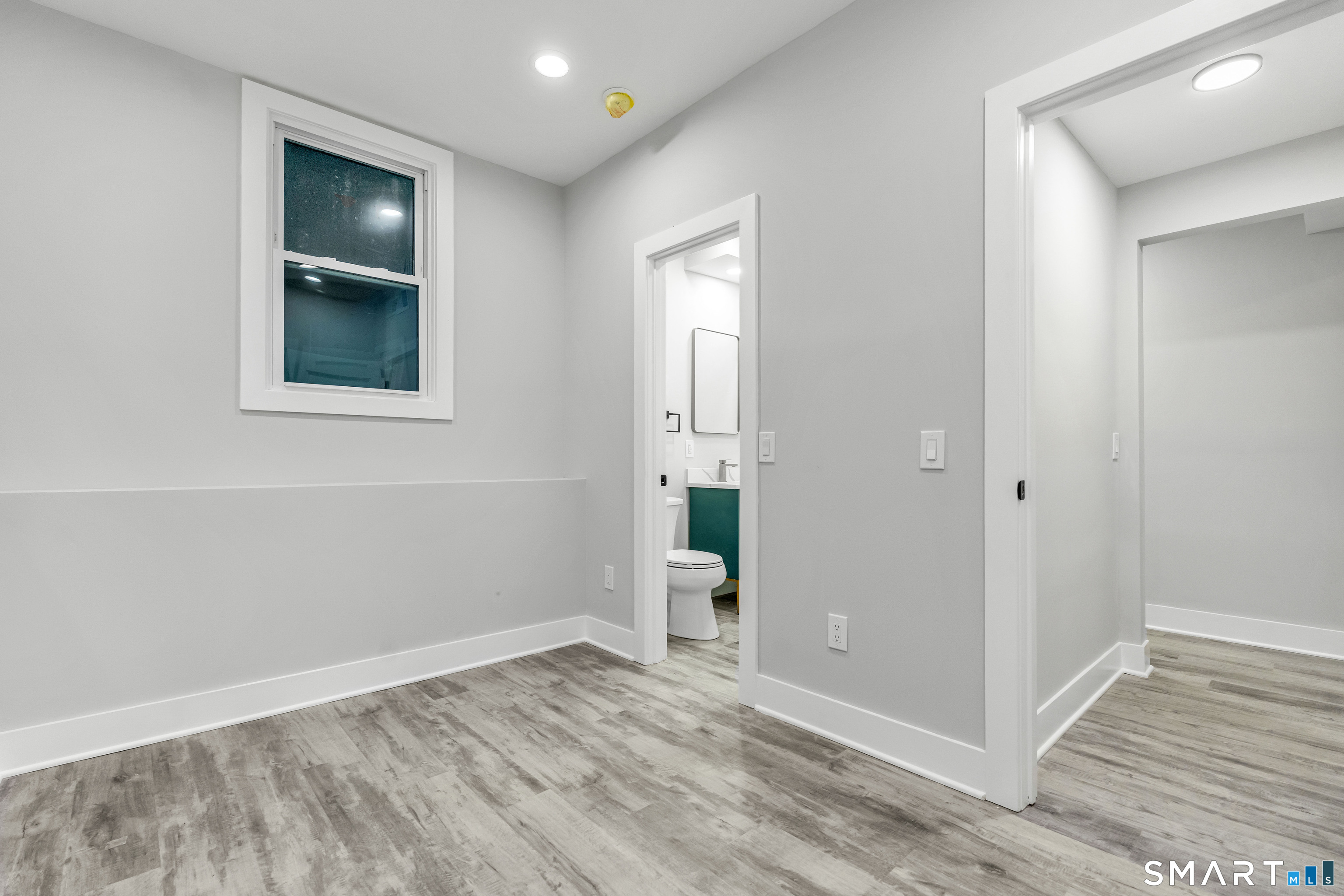 1 Greenlea Lane photo 35