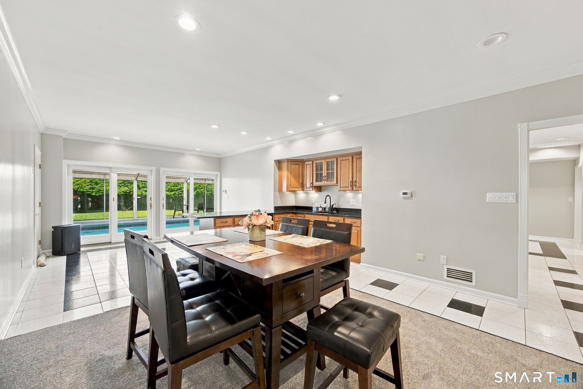 16 Mountaincrest Drive photo 35