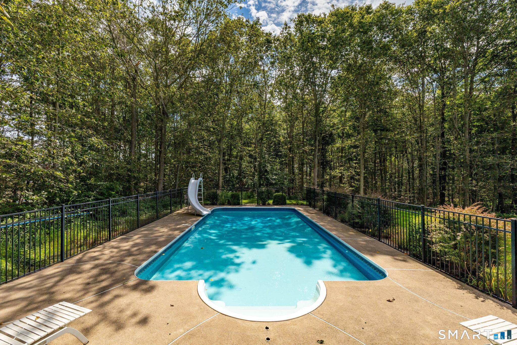 10 Arden Drive, East Hampton, CT 06424