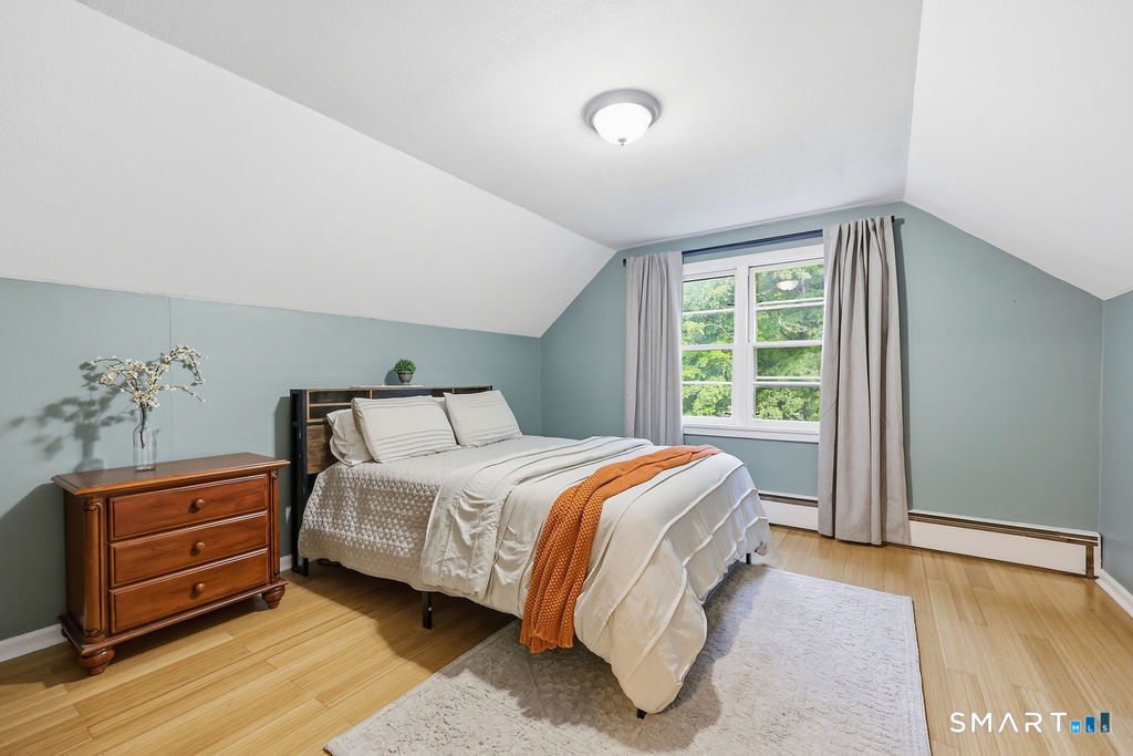 65 Saw Mill Road photo 15