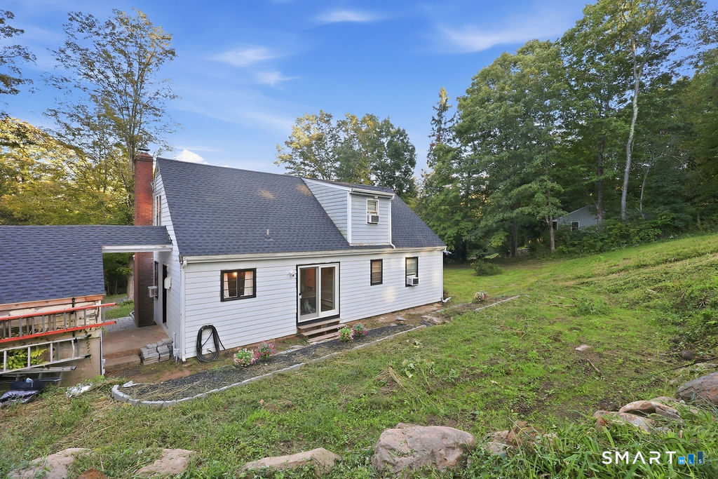 65 Saw Mill Road photo 20