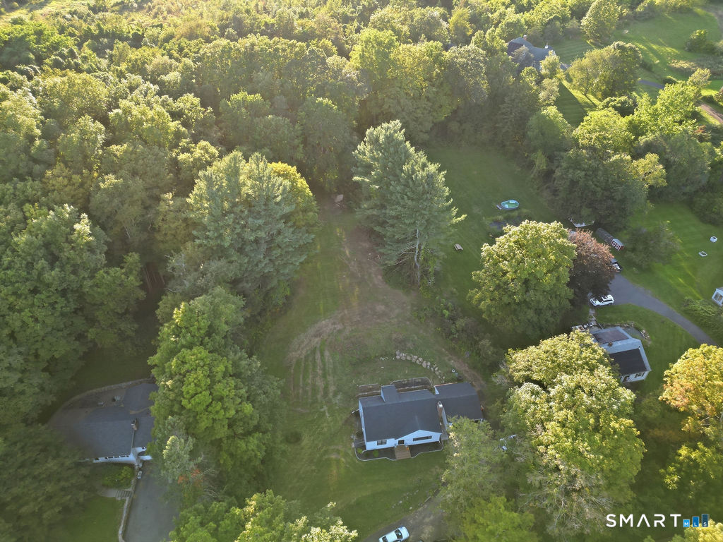 65 Saw Mill Road photo 21
