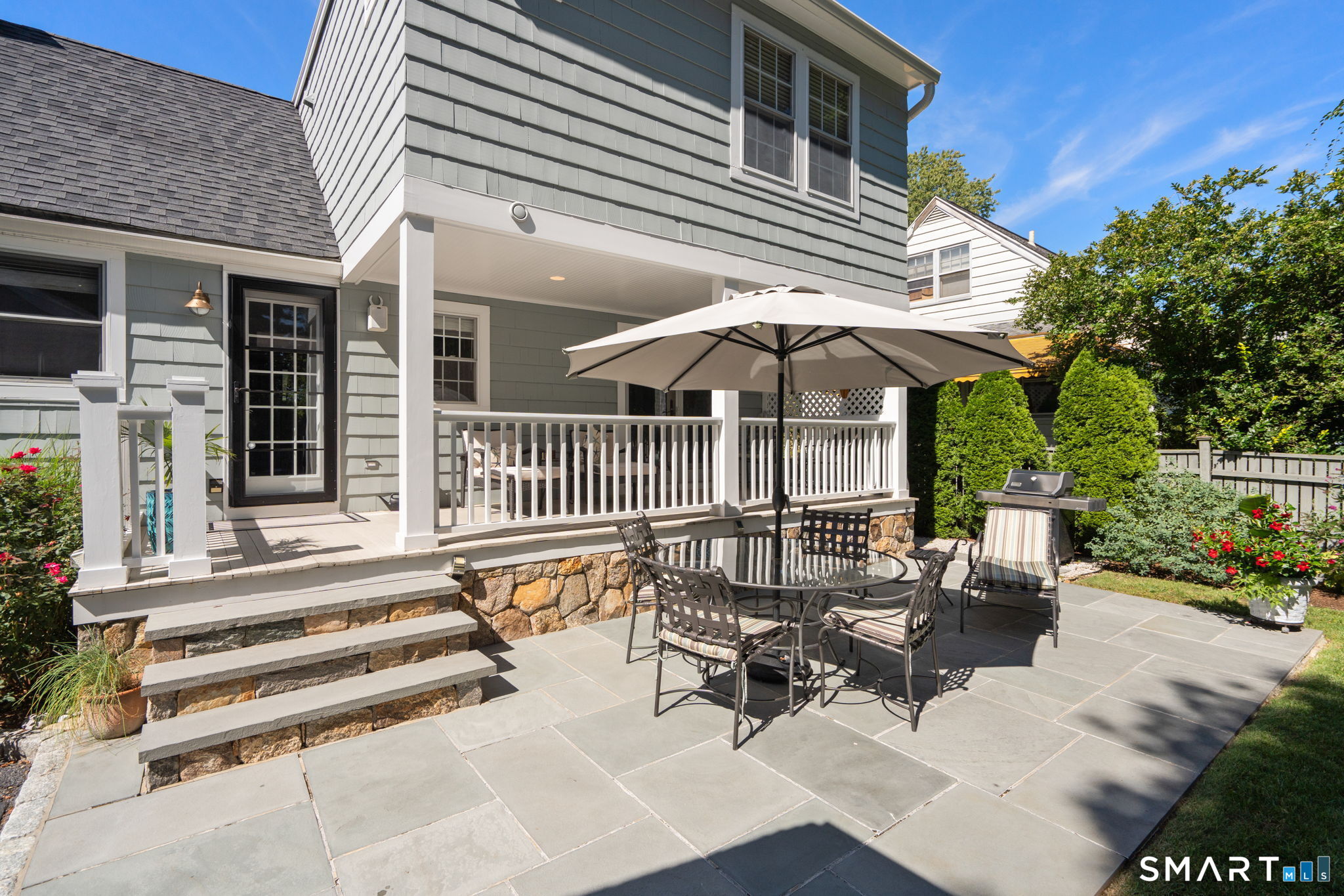 717 Riverside Drive photo 28