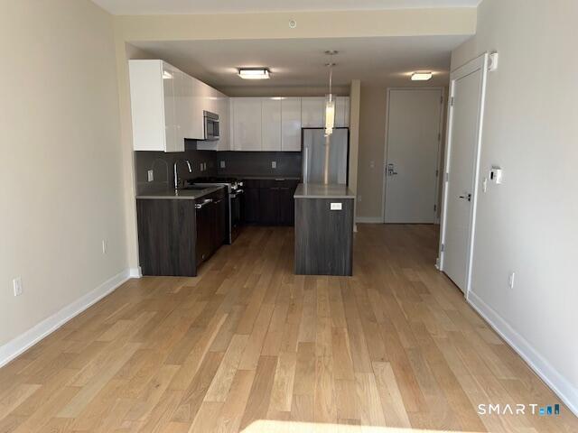 401 atlantic Street, Stamford, Connecticut photo 3