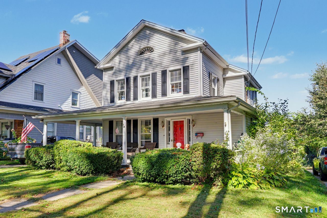 33 Pleasant Street photo 36