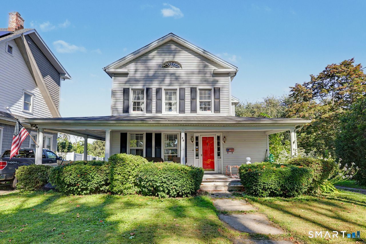 33 Pleasant Street
