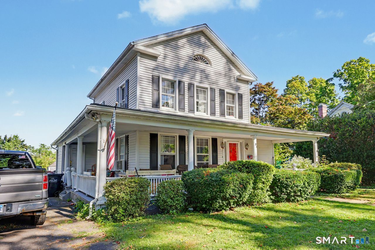 33 Pleasant Street photo 2