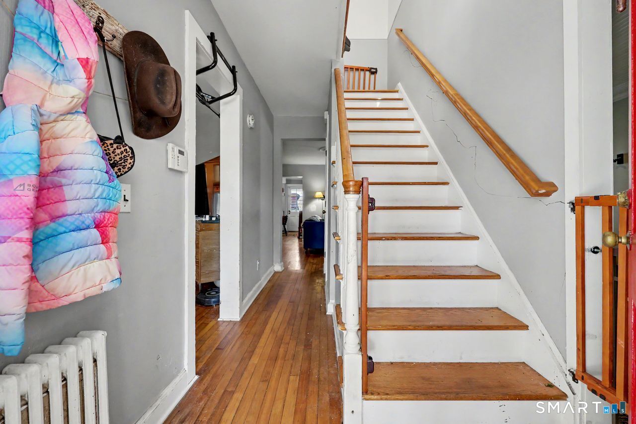 33 Pleasant Street photo 17