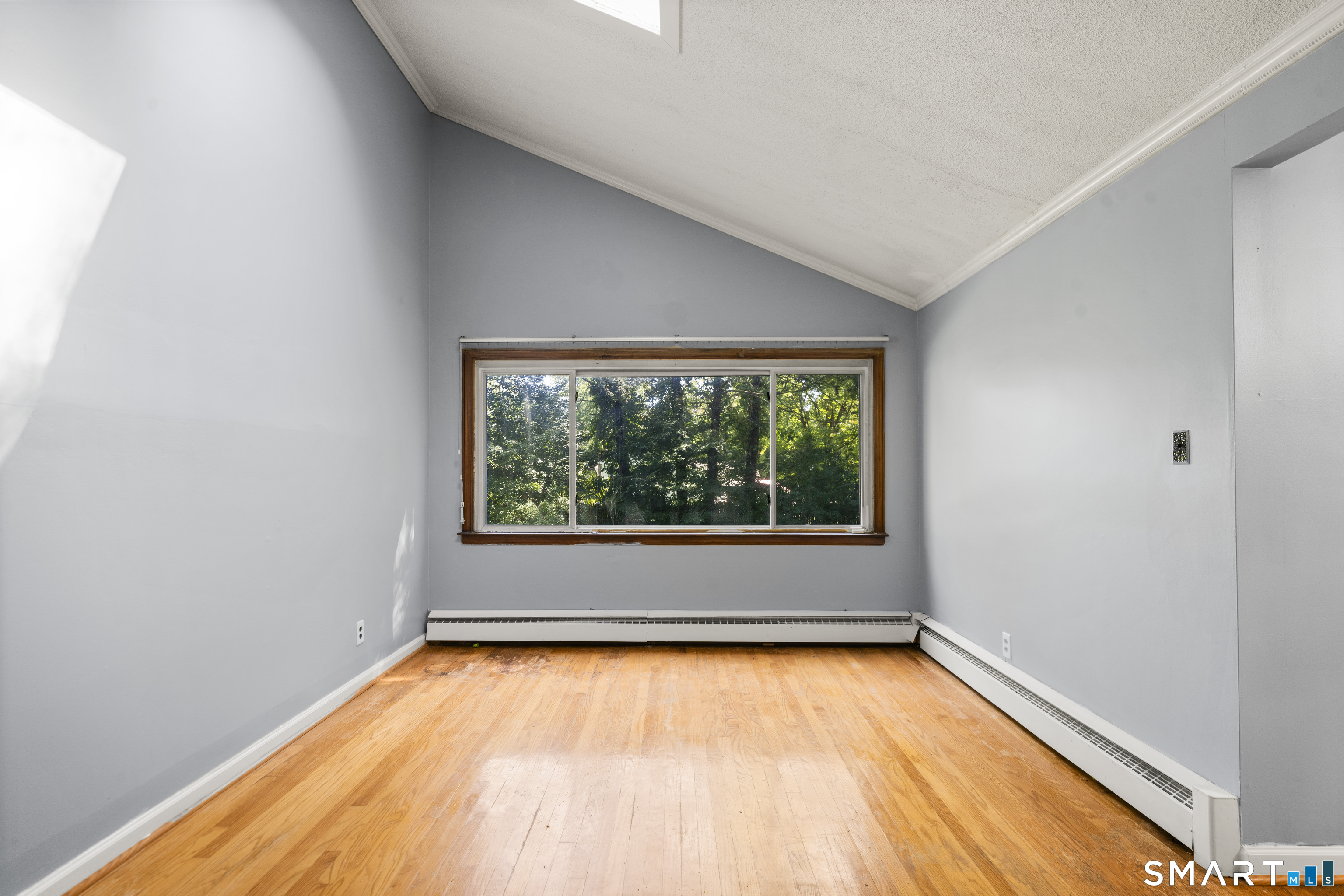 Photo 3 of Single family home for sale at 193 Rood Ave, Windsor, CT 06095 | MLS# 24202874 | Listing updated on 2026-09-16