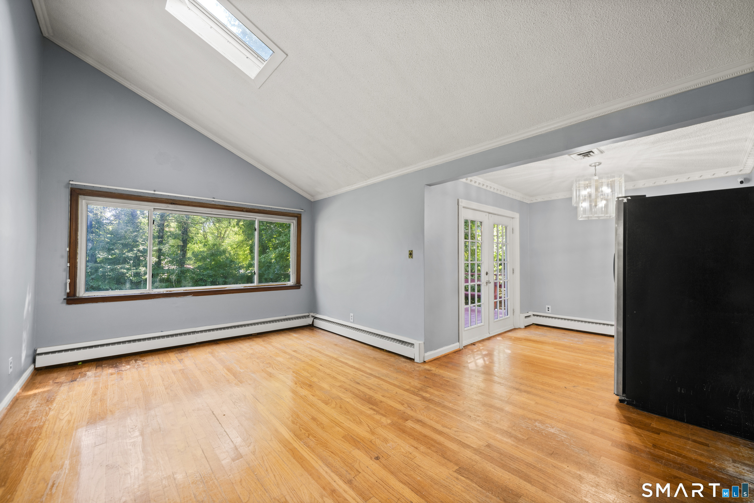 Photo 3 of Single family home for sale at 193 Rood Ave, Windsor, CT 06095 | MLS# 24202874 | Listing updated on 2026-09-16