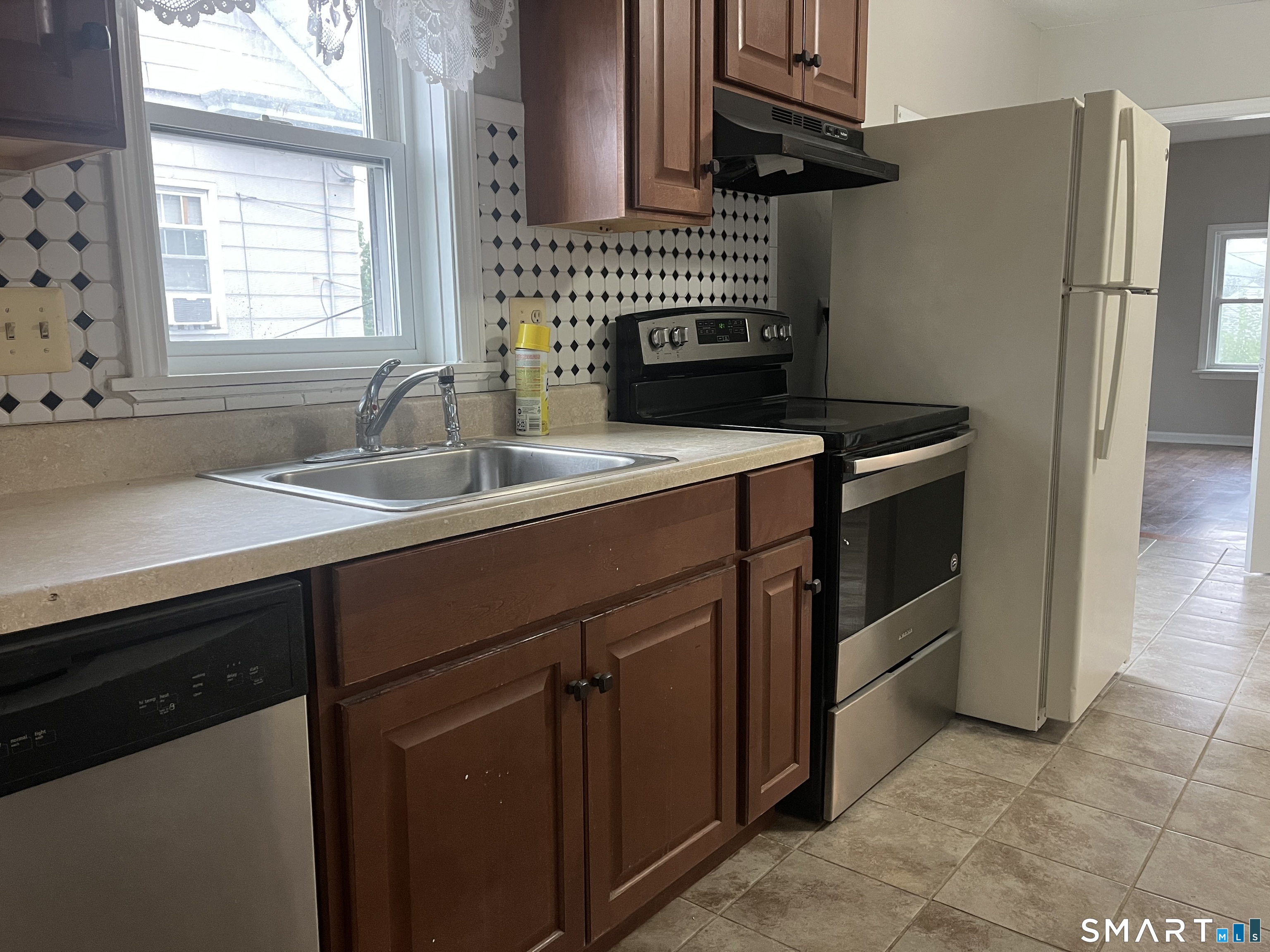 77 Meadow Street Unit #2nd. Floor photo 10