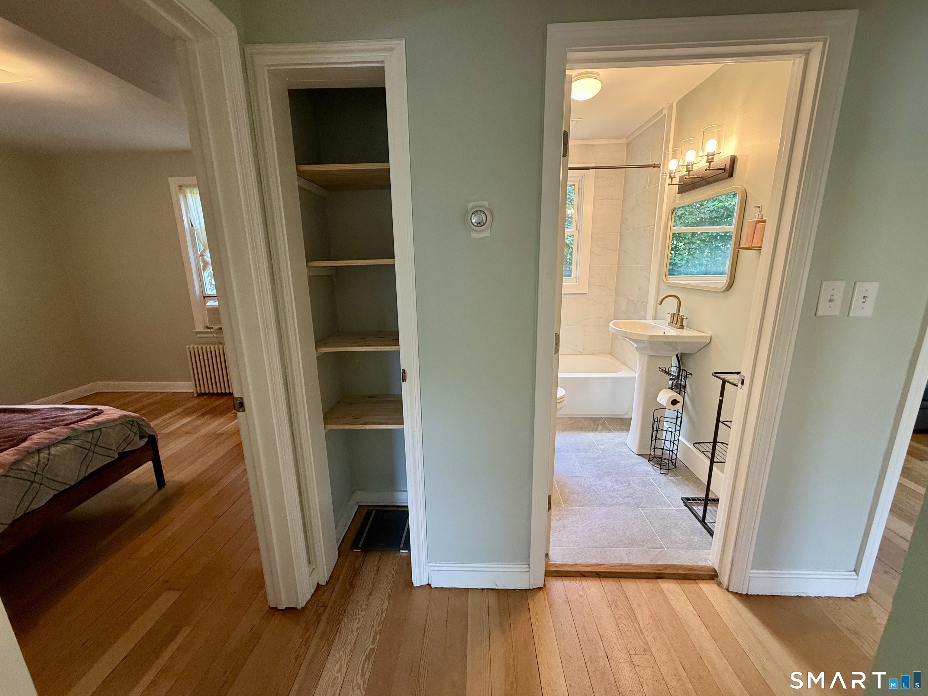 42 Lambert Drive photo 18