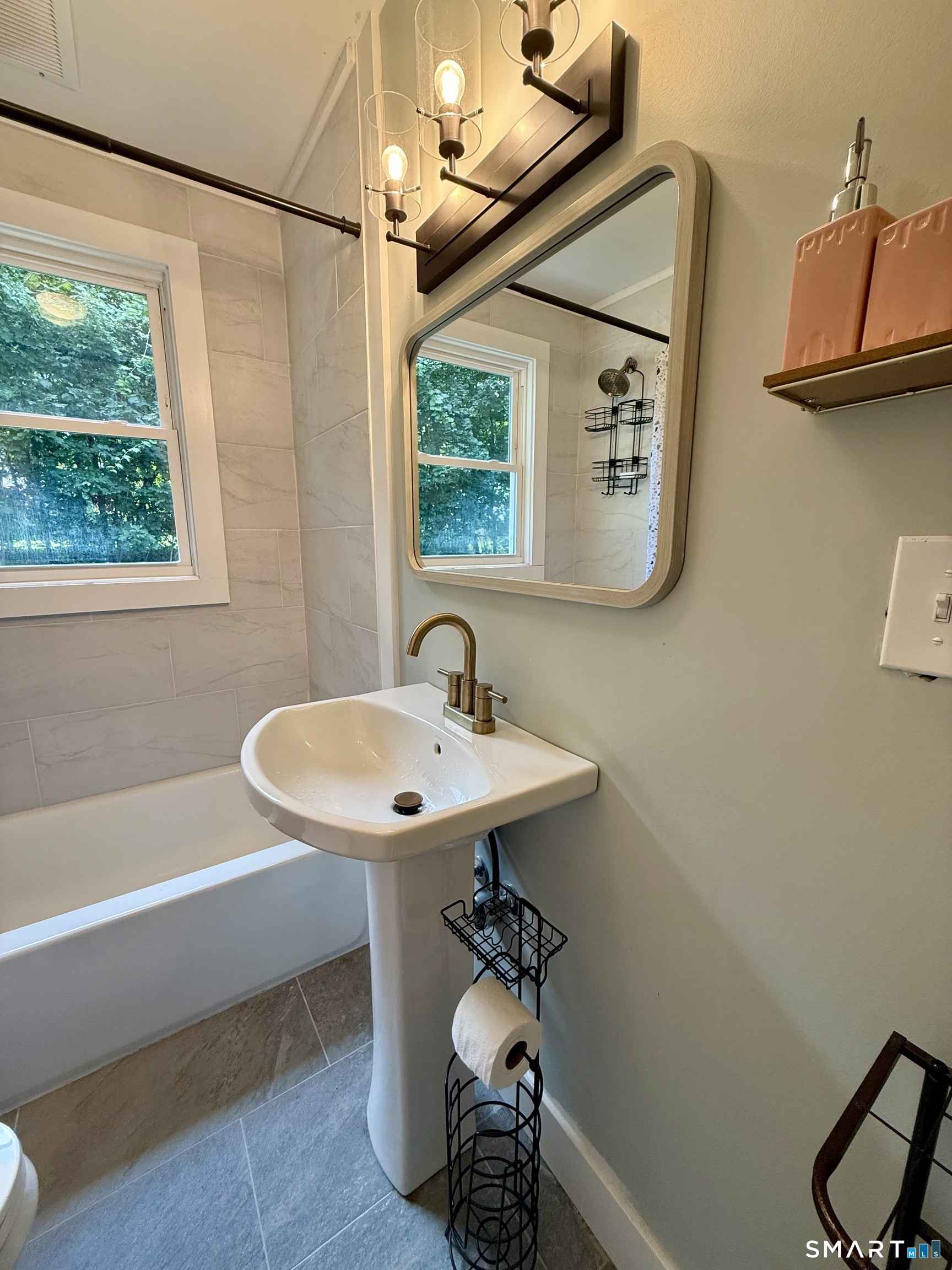 42 Lambert Drive photo 23