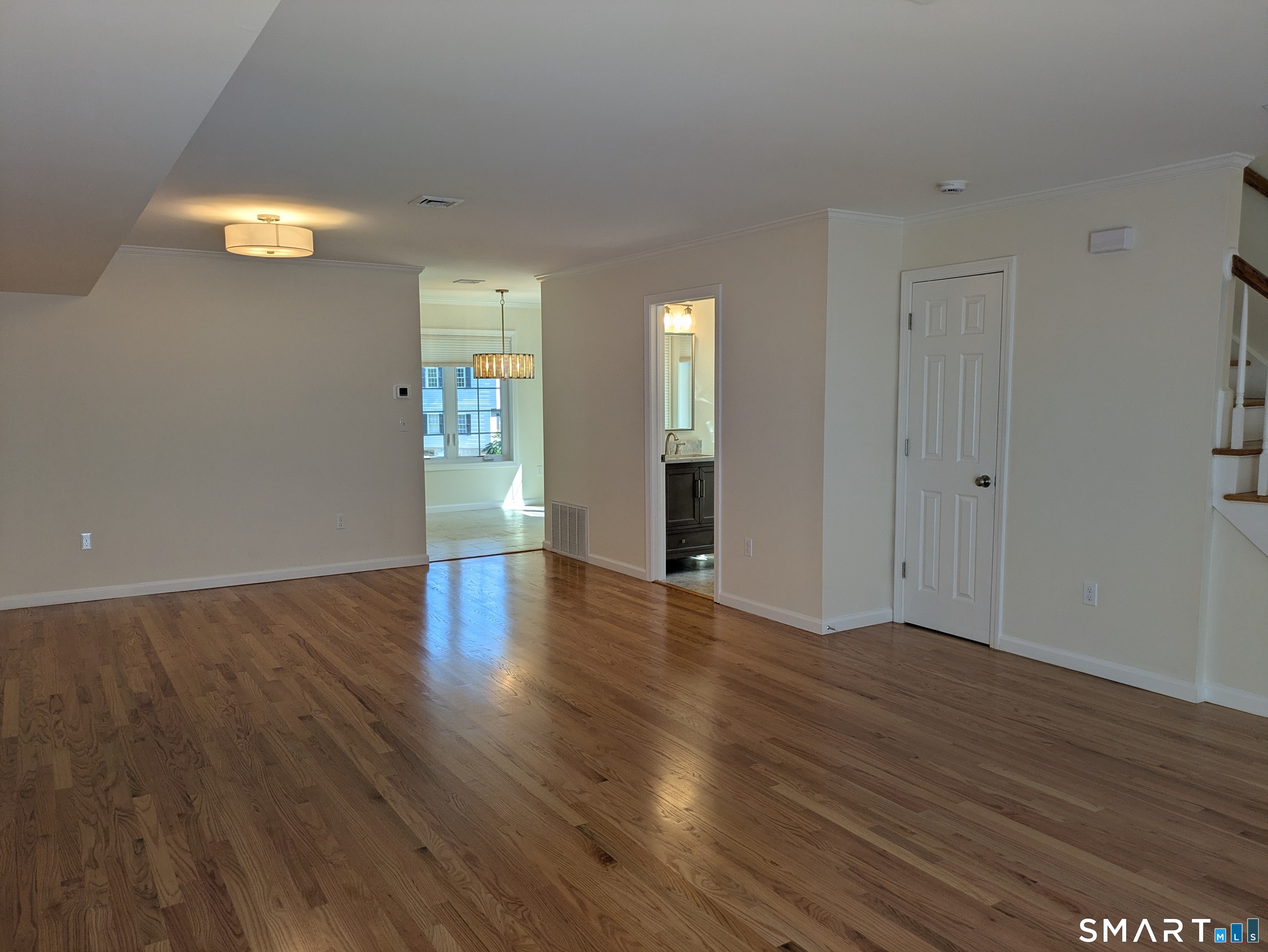 23 Woodland Road Unit #Apt B6 photo 5