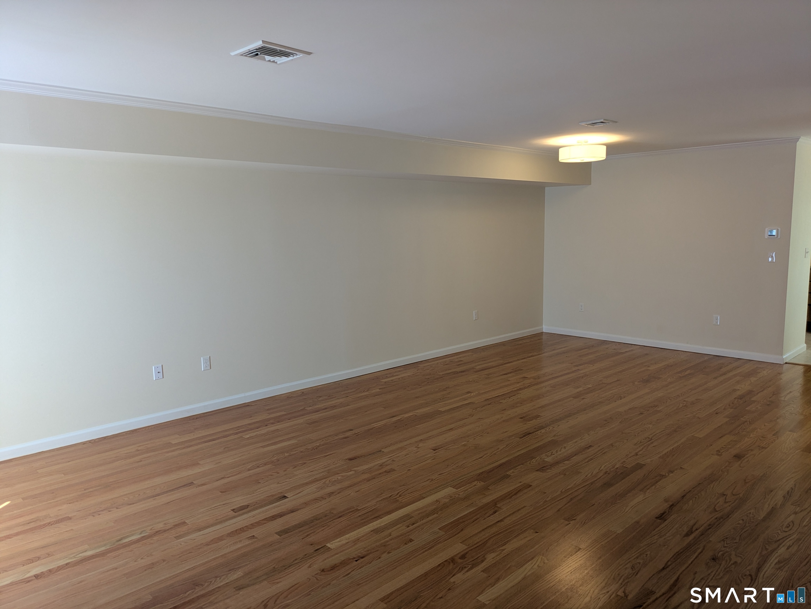 23 Woodland Road Unit #Apt B6 photo 3