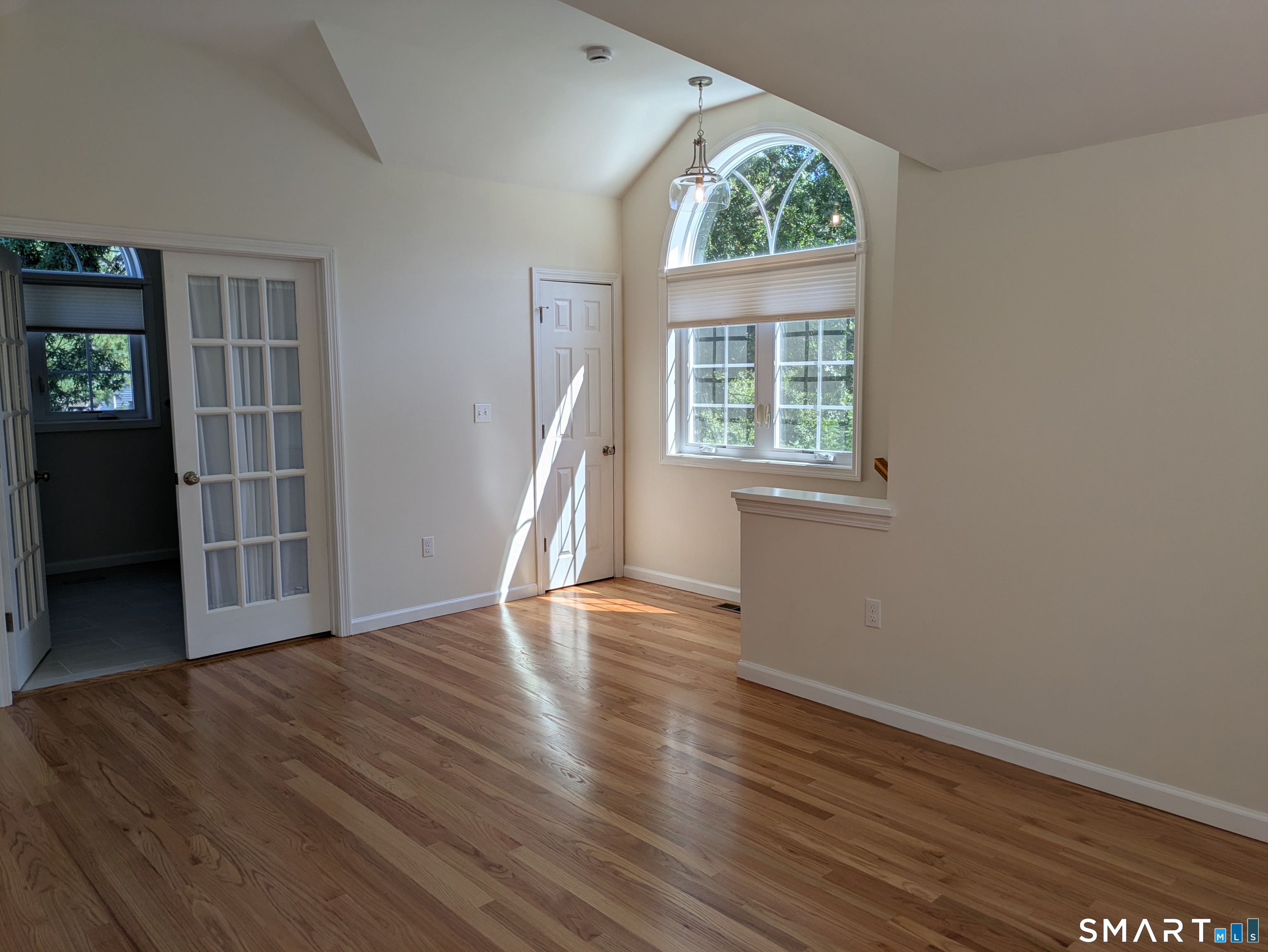 23 Woodland Road Unit #Apt B6 photo 14